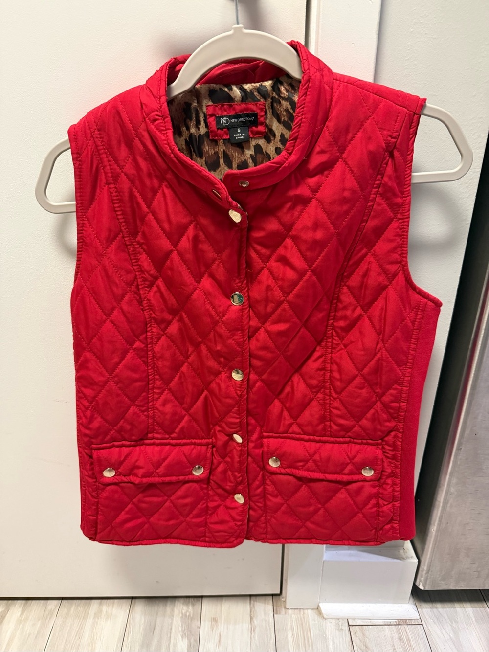 Red Vest - Sleeveless Jacket